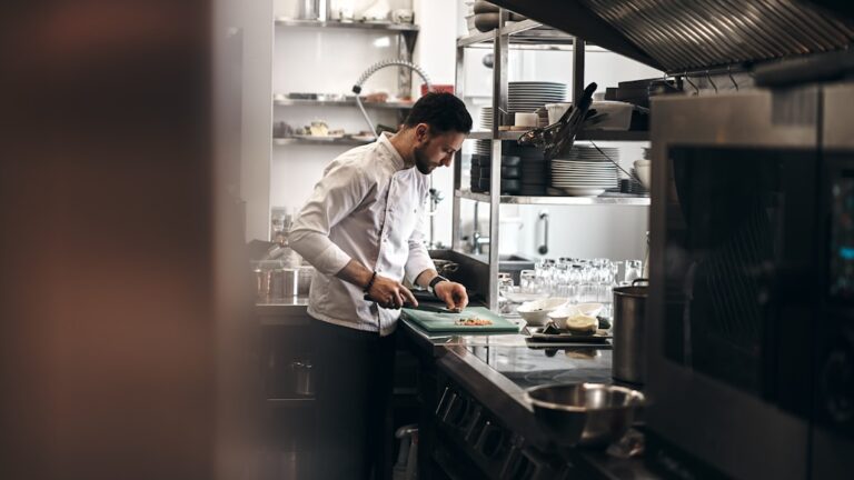 Symbolism of the Chef Hat in Culinary Culture